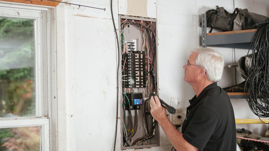 Quel protocole domotique choisir : Zigbee, Z-Wave, Thread, KNX ?
