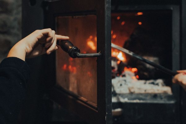 Domotiser un poêle à granulés sans toucher à son électronique